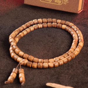 Vòng Lu Trầm Hương Indo cao cấp.