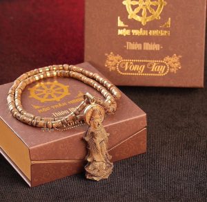 Vòng Trầm Trúc Indo khắc Phật Bà Quan Âm Bọc Vàng 12k Cao Cấp.